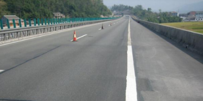 造成沥青路面车辙和推移病害的原因